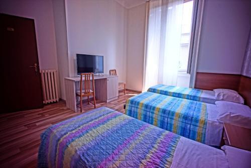 Hotel Gran Sasso Милан Экстерьер фото